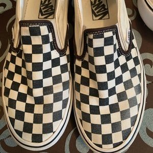 Checkered vans slip on